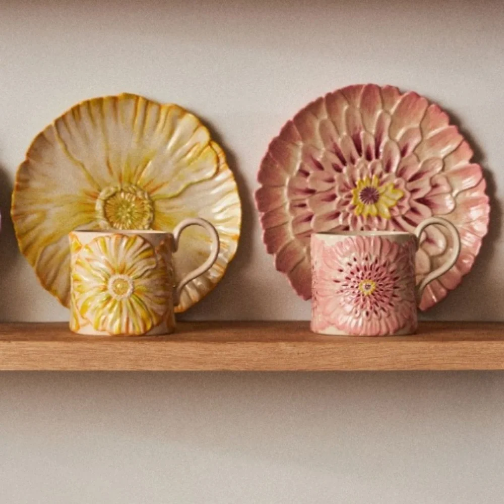 SPECIAL PRICING ๐ฅ Lily pad Mug Yellow - Picture 2 of 11